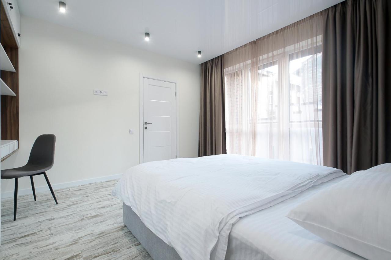 Luxury Nest Lviv Center Lägenhet Exteriör bild
