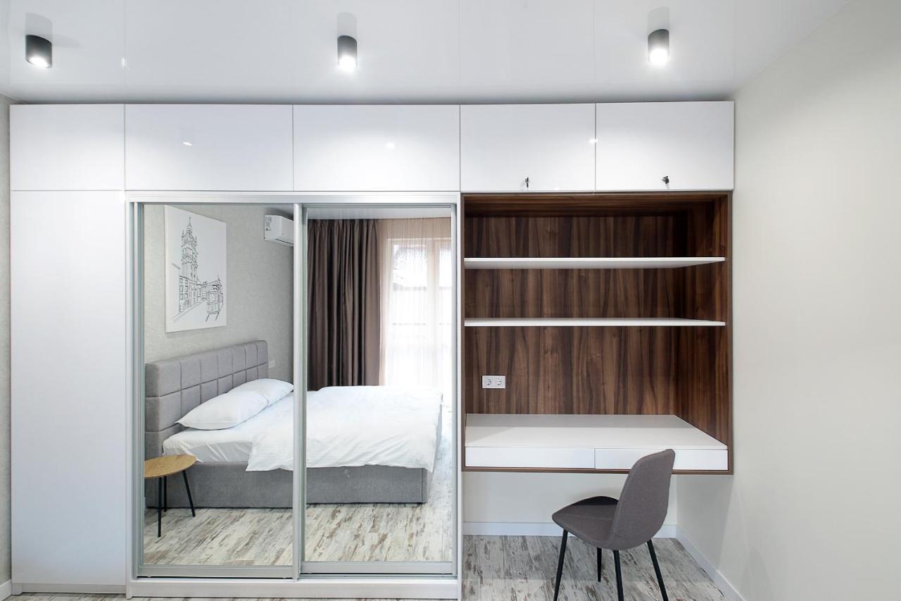 Luxury Nest Lviv Center Lägenhet Exteriör bild