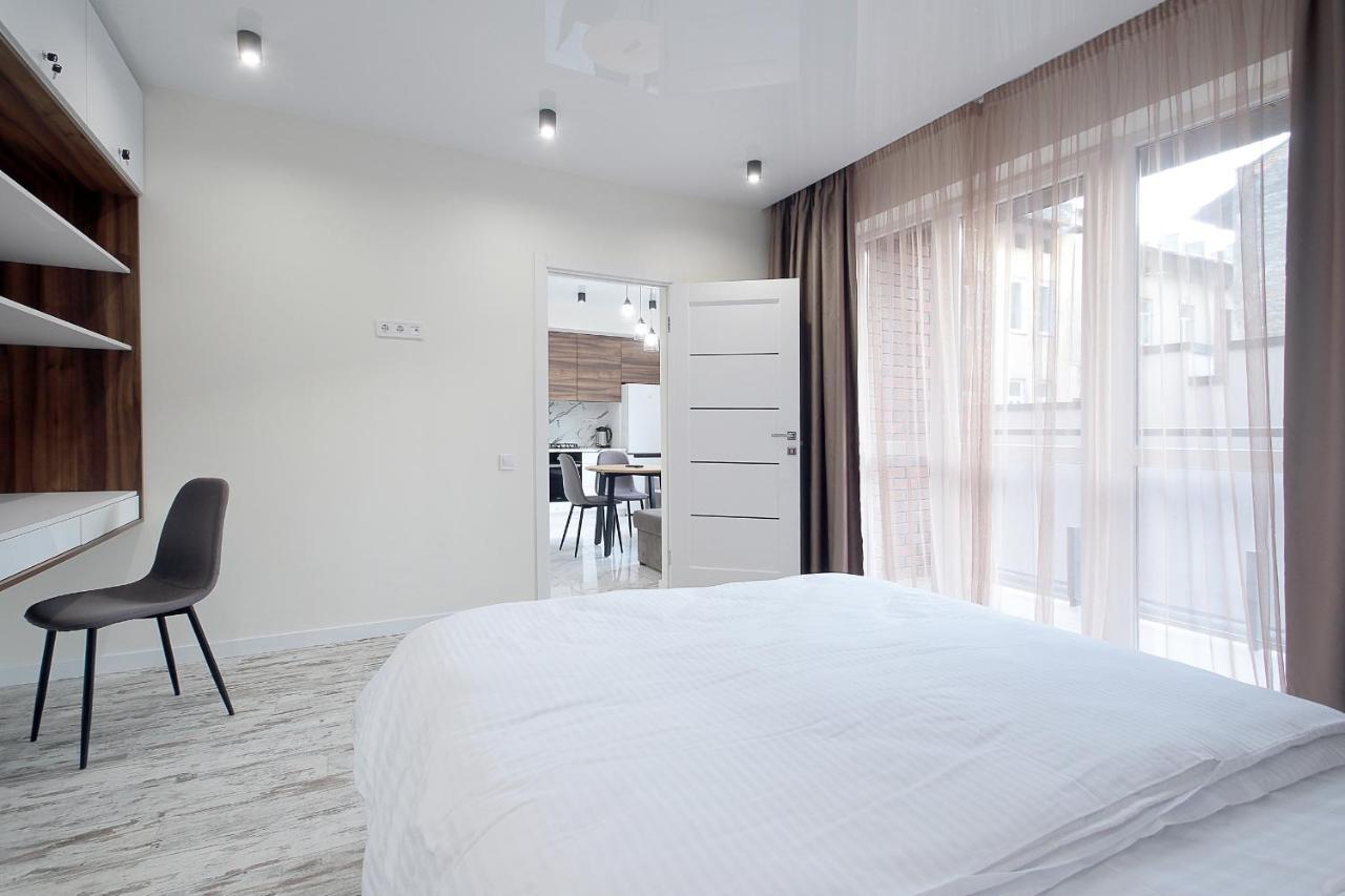 Luxury Nest Lviv Center Lägenhet Exteriör bild