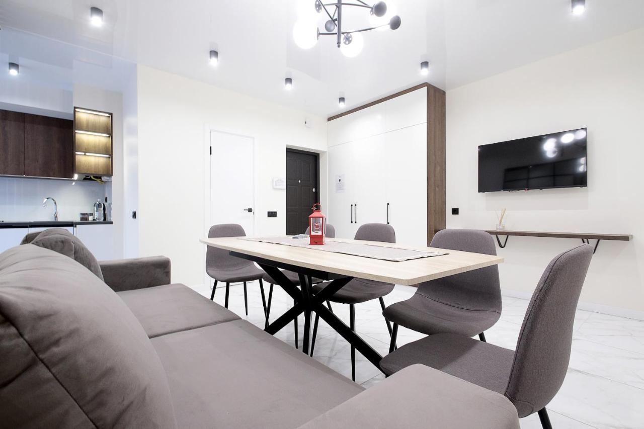 Luxury Nest Lviv Center Lägenhet Exteriör bild